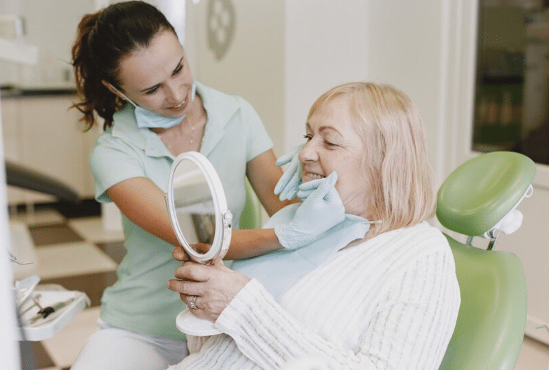 Oral Health Tips for Seniors and Common Issues to Look Out For