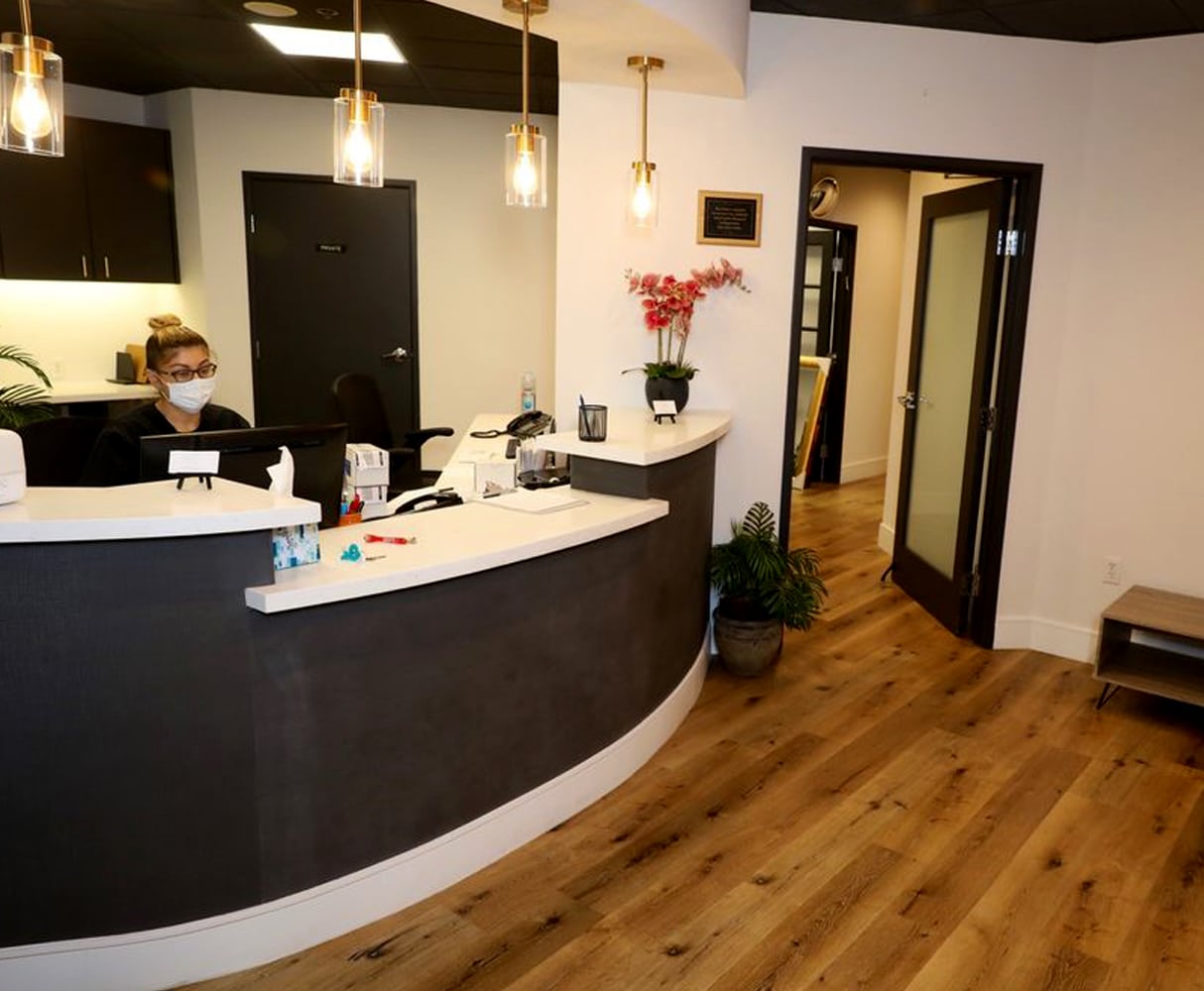 Front Desk - Westwood Dental Esthetics - Dentist Los Angeles